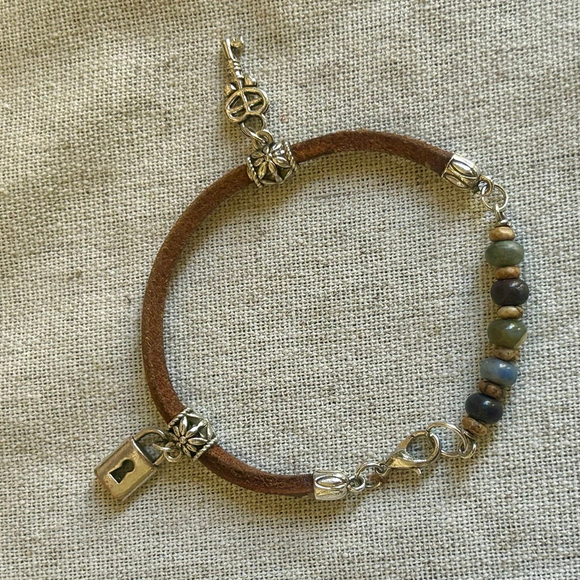 Artisan Jasper Gemstone & Leather Bracelet Silver Key Lock Charm Handmade - Picture 5 of 6